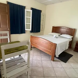 Guest house Pensao Domingas, Sao Filipe